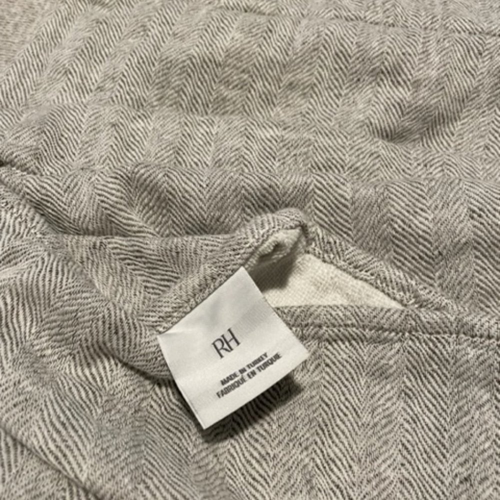 Restoration Hardware 2- 30"x42" HEATHERED HERRINGBONE COTTON-LINEN KING LOUNGER